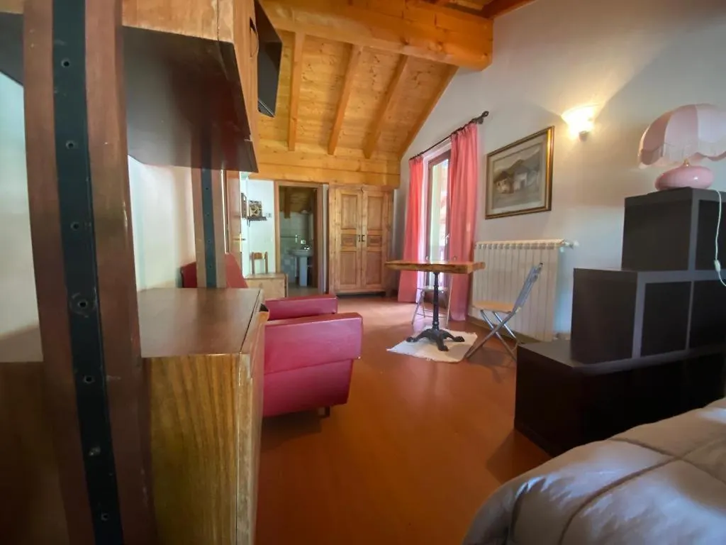 Albergo Quai Monno Hotel